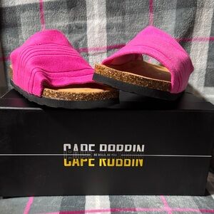 Cape Robbin Fuchsia Slide Sandals